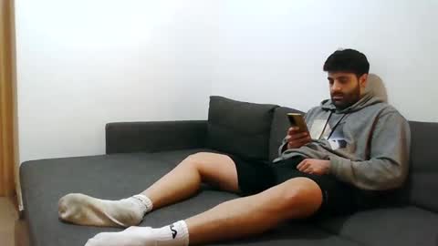 Snapshot of italianboybcn chatting on 12.30.24 italianboybcn online show from 12.30.24