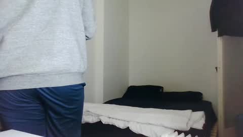 Snapshot of italianboybcn chatting on 02.25.25 italianboybcn online show from 02.25.25