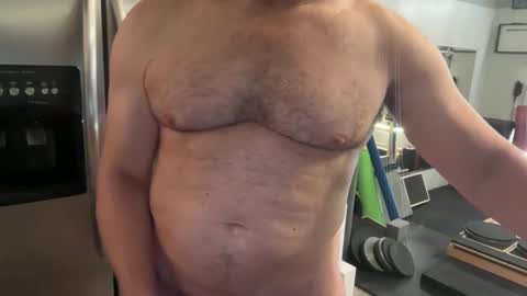 Snapshot of italiano9in chatting on 10.22.25 Tony online show from 10.22.25