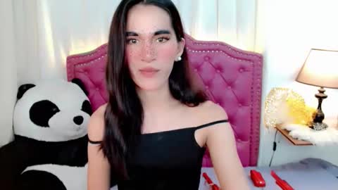 Snapshot of its_baby_jirah chatting on 06.04.26 jirah cabs online show from 06.04.26