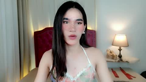 Snapshot of its_baby_jirah chatting on 06.23.26 jirah cabs online show from 06.23.26
