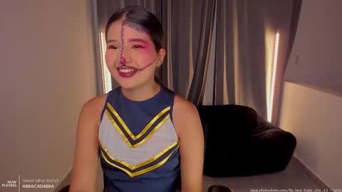 Snapshot of its_jane chatting on 10.11.25 ITS JANE online show from 10.11.25