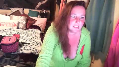 Snapshot of its_kimber chatting on 01.31.26 its kimber online show from 01.31.26