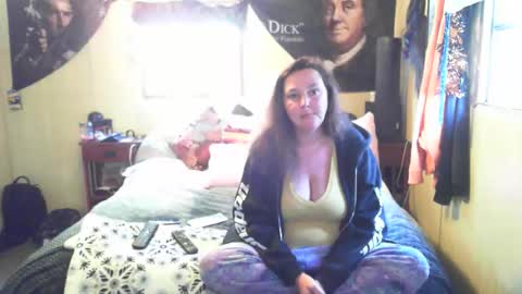 Snapshot of its_kimber chatting on 02.08.26 its kimber online show from 02.08.26