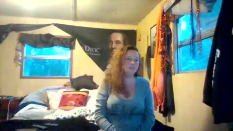 Snapshot of its_kimber chatting on 02.19.26 its kimber online show from 02.19.26