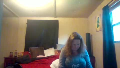 Snapshot of its_kimber chatting on 04.07.26 its kimber online show from 04.07.26