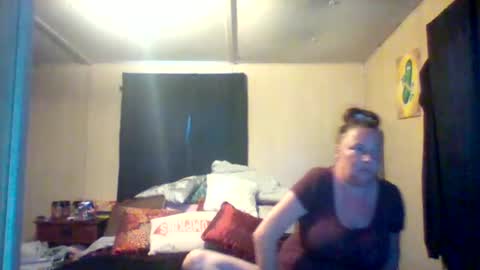 Snapshot of its_kimber chatting on 05.08.26 its kimber online show from 05.08.26