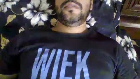 its_me_2323 online show from 05.21.26