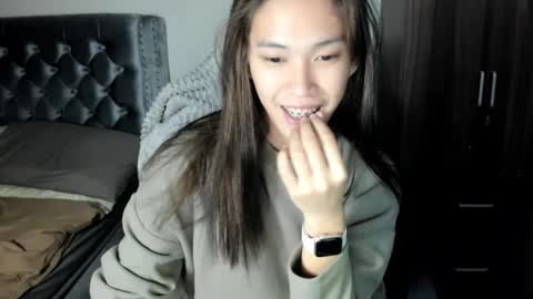 Cora online show from 02.06.25