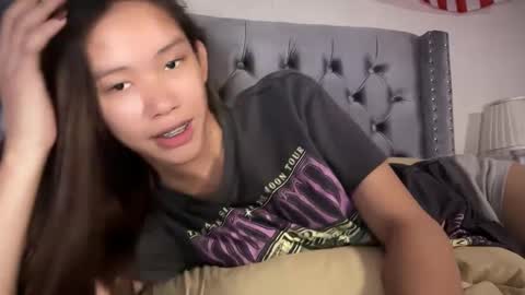 Cora online show from 09.19.25