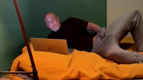 Snapshot of itsanexperiment chatting on 03.02.26 itsanexperiment online show from 03.02.26