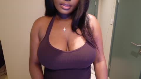 itsanna_b online show from 07.28.26