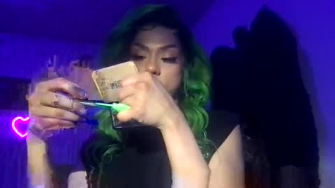 Snapshot of itsariessecrets chatting on 02.27.25 itsariessecrets online show from 02.27.25