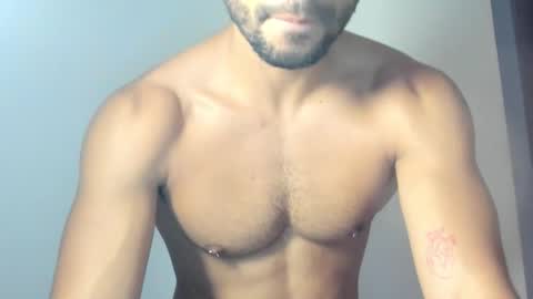 Snapshot of itsgeo1111 chatting on 10.08.25 CALL ME GEO online show from 10.08.25