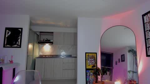 lau online show from 12.18.24