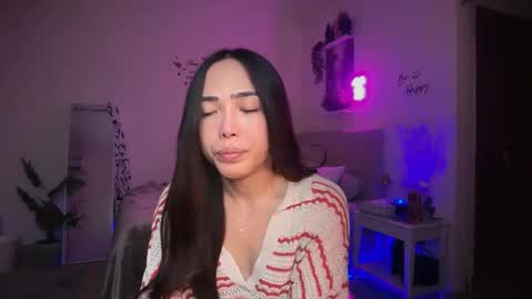 KendraX online show from 04.12.26