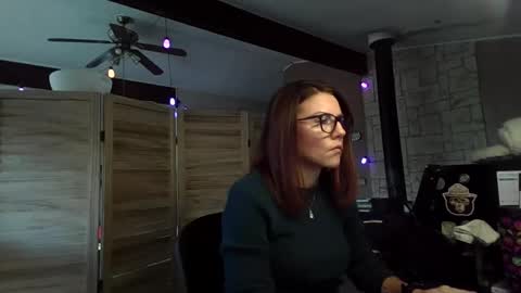 ItsMeSophie X online show from 10.23.25