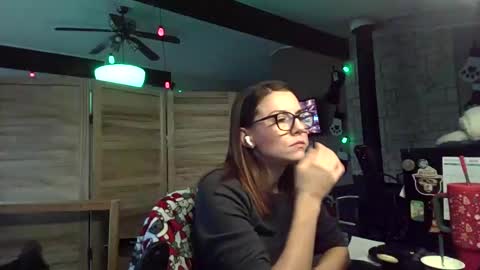 ItsMeSophie X online show from 11.18.25