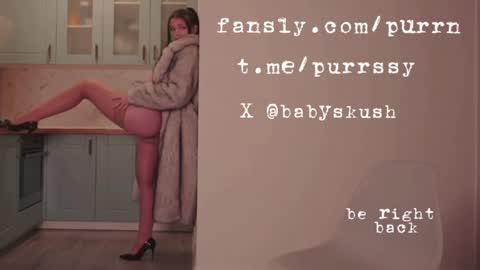 Snapshot of itsumade chatting on 11.09.25 Betty online show from 11.09.25