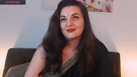 Melissa Khaan online show from 12.07.24