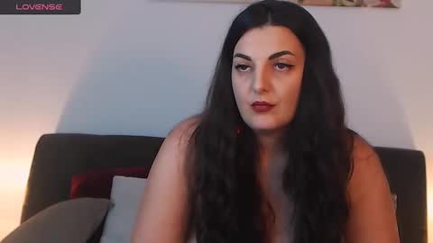 Melissa Khaan online show from 12.15.24