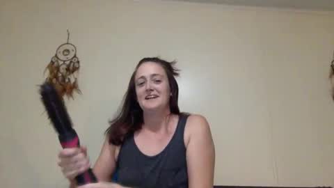 ittyybittyy online show from 01.08.26