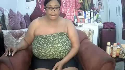 Snapshot of itumeleng74 chatting on 01.13.25 itumeleng74 online show from 01.13.25