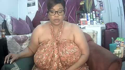 Snapshot of itumeleng74 chatting on 01.14.25 itumeleng74 online show from 01.14.25