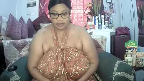 Snapshot of itumeleng74 chatting on 01.15.25 itumeleng74 online show from 01.15.25