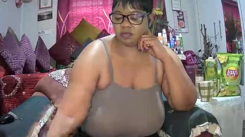 itumeleng74 online show from 11.11.25