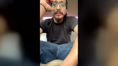 Frederect Cumms online show from 04.11.26