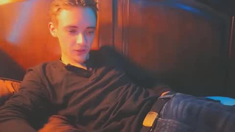 itzd123 online show from 04.24.26