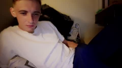 Snapshot of itzd123 chatting on 07.22.26 itzd123 online show from 07.22.26