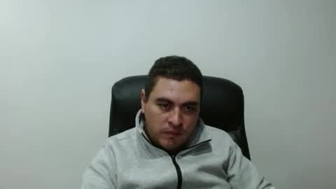 Snapshot of ivan_sexyx chatting on 01.26.25 Ivan M online show from 01.26.25