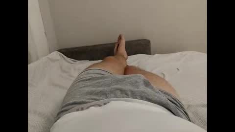 Snapshot of ivanes888 chatting on 10.06.25 Mickey online show from 10.06.25