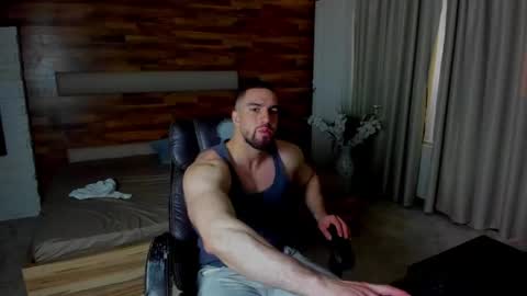 Snapshot of ivanhydee chatting on 04.24.26 IvanHydee online show from 04.24.26