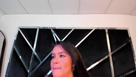 ivannaa18 online show from 10.26.25