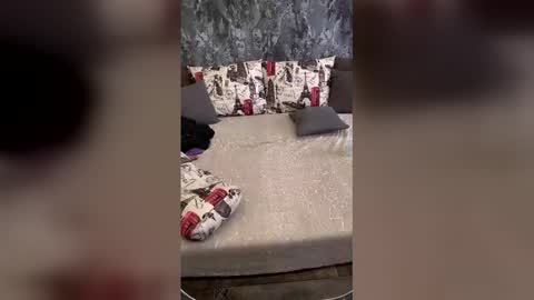 Snapshot of ivannaflower chatting on 04.15.26 Asterisk online show from 04.15.26