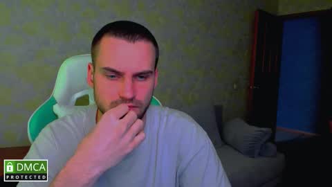 Snapshot of iveran_love1 chatting on 09.16.25 iveran online show from 09.16.25