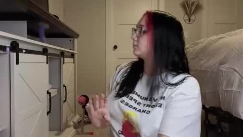 ivey jade online show from 11.18.25