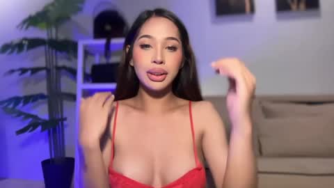 kirstenelsie online show from 04.25.26