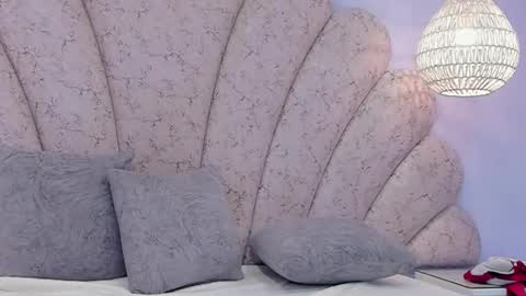 Snapshot of ivy_and_molly chatting on 09.12.25 Ivy and Molly online show from 09.12.25