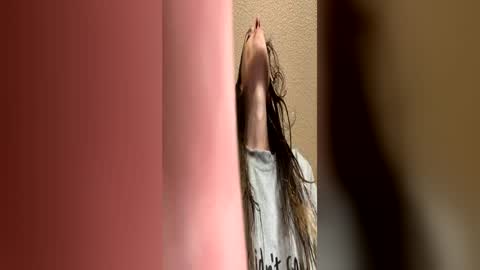 Snapshot of ivy_rose90 chatting on 06.06.26 ivy_rose90 online show from 06.06.26
