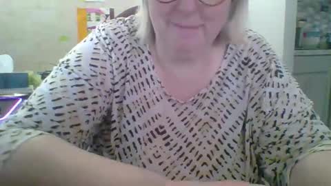 ivyjane3522 online show from 04.22.26