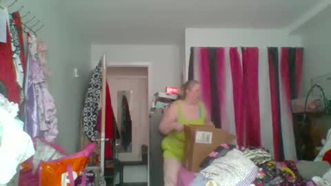 ivyjane3522 online show from 04.23.26