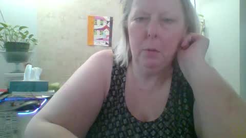ivyjane3522 online show from 04.25.26
