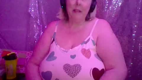 ivyjane3522 online show from 05.24.26
