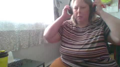 ivyjane3522 online show from 07.05.26
