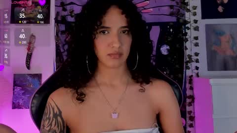 Snapshot of ivymanson_ chatting on 02.27.25 Camila online show from 02.27.25