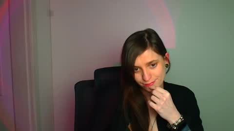 Ivy online show from 04.02.26